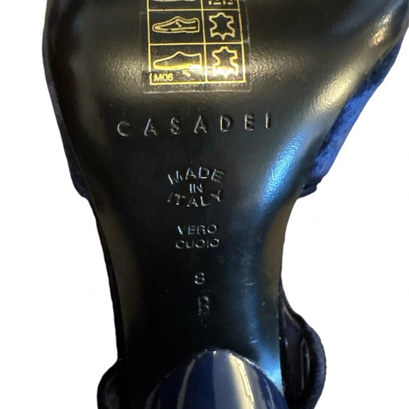 Casadei suede navy blue heel in size 8 - Picture 9 of 11